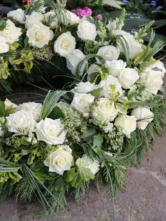 Posies - Hand-Tied Sheaves - Coffin Tributes - Meaningful Floral Arrangements by Kim-e-Fleurs