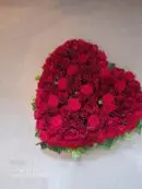 100 rose heart