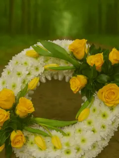 Lovely Based Wreath Ring