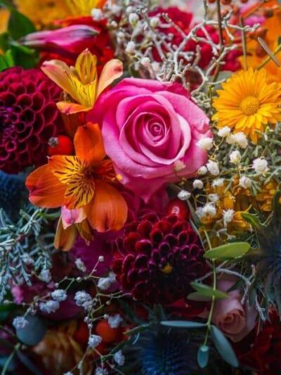 dartford florist rich christmas bouquet