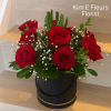 6 Red Roses in Vase