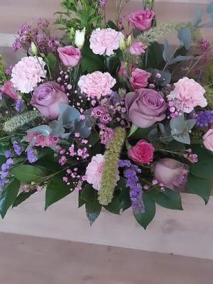 Luxury lilac rose display