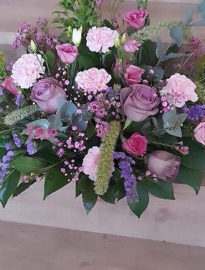 Luxury lilac rose display