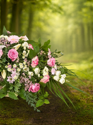 Pink Flat Packed Bouquet – Fresh Seasonal Blooms